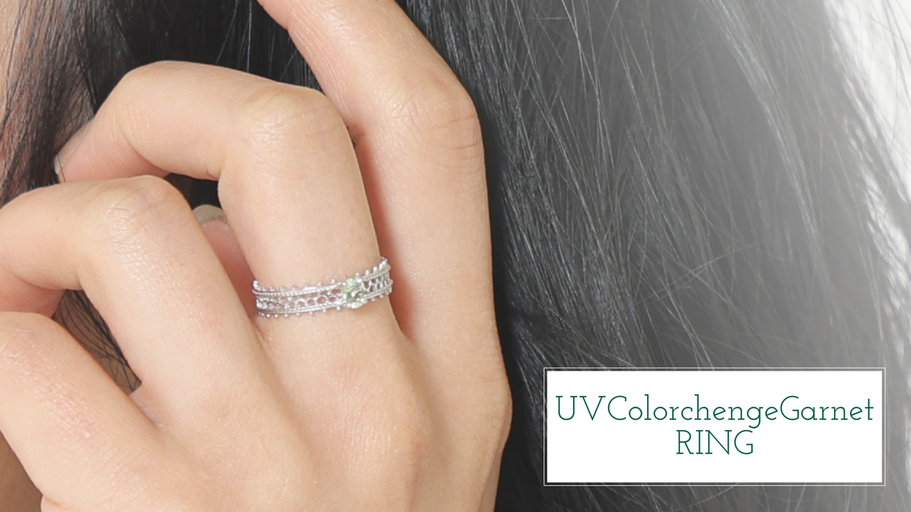 Option C) 1 UV Color-Changing Garnet Ring,, large image number 0
